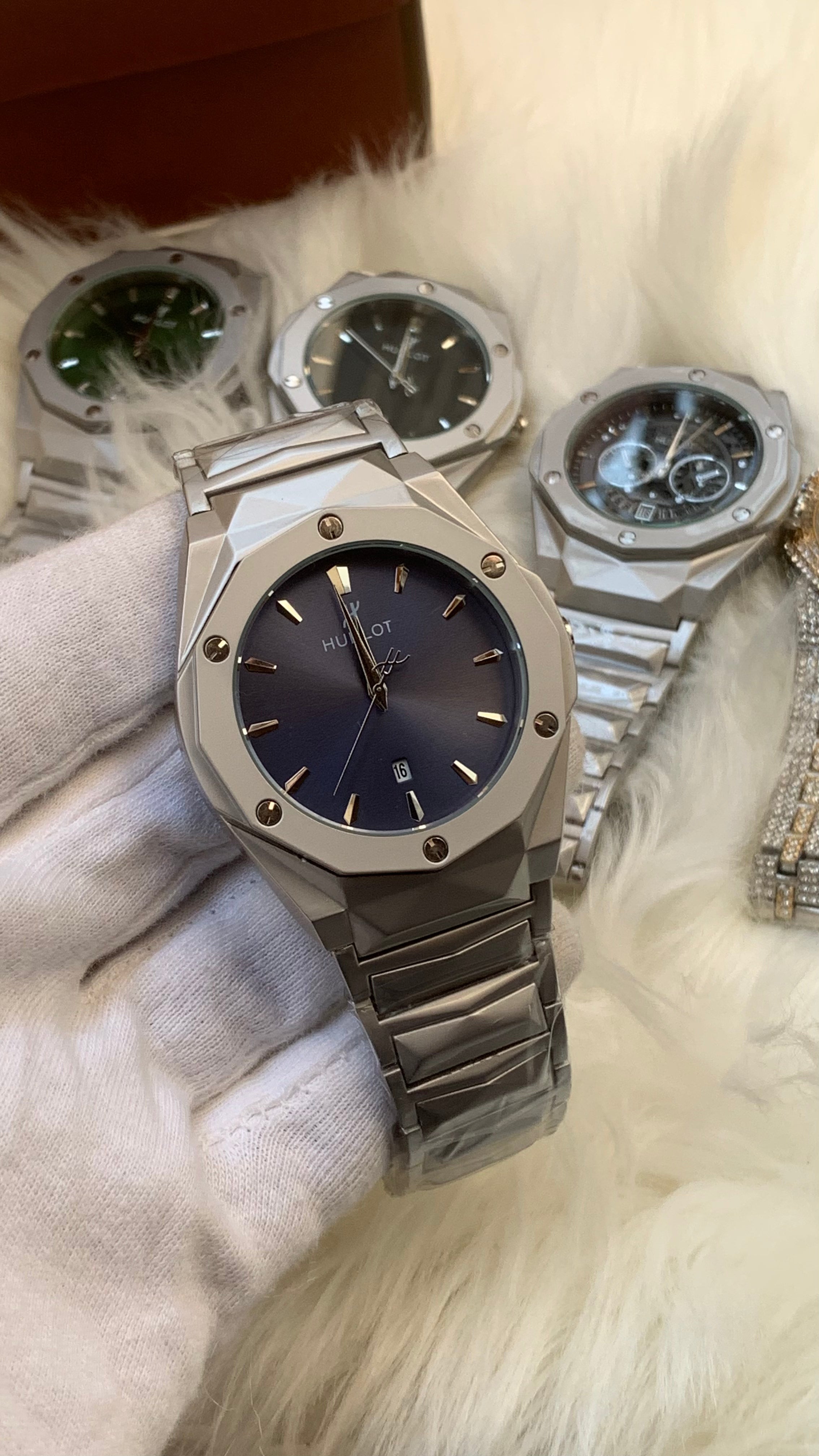 Hublot Diamond cut Men's watch