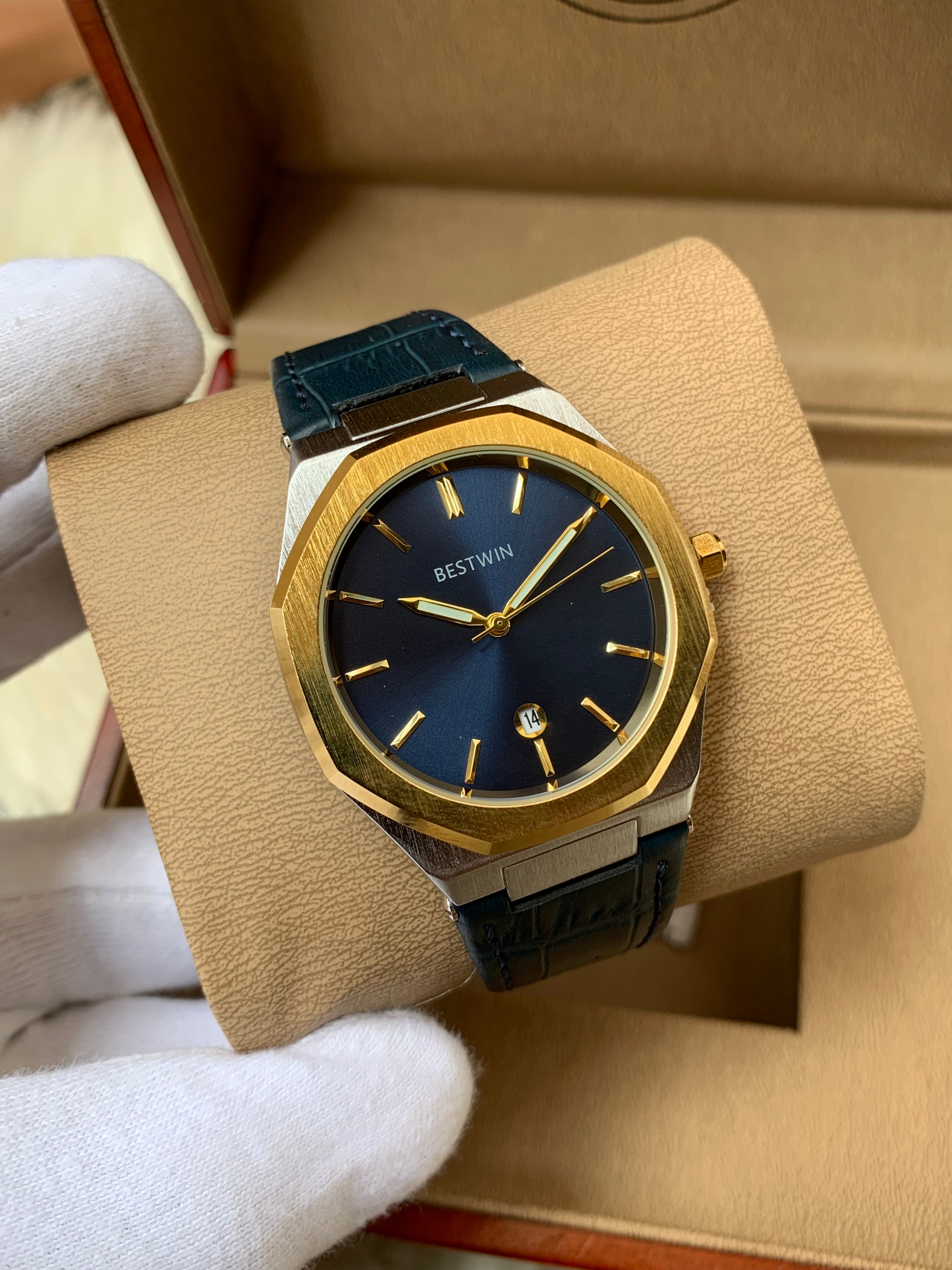Bestwin (191)T.T.B Strap Watch