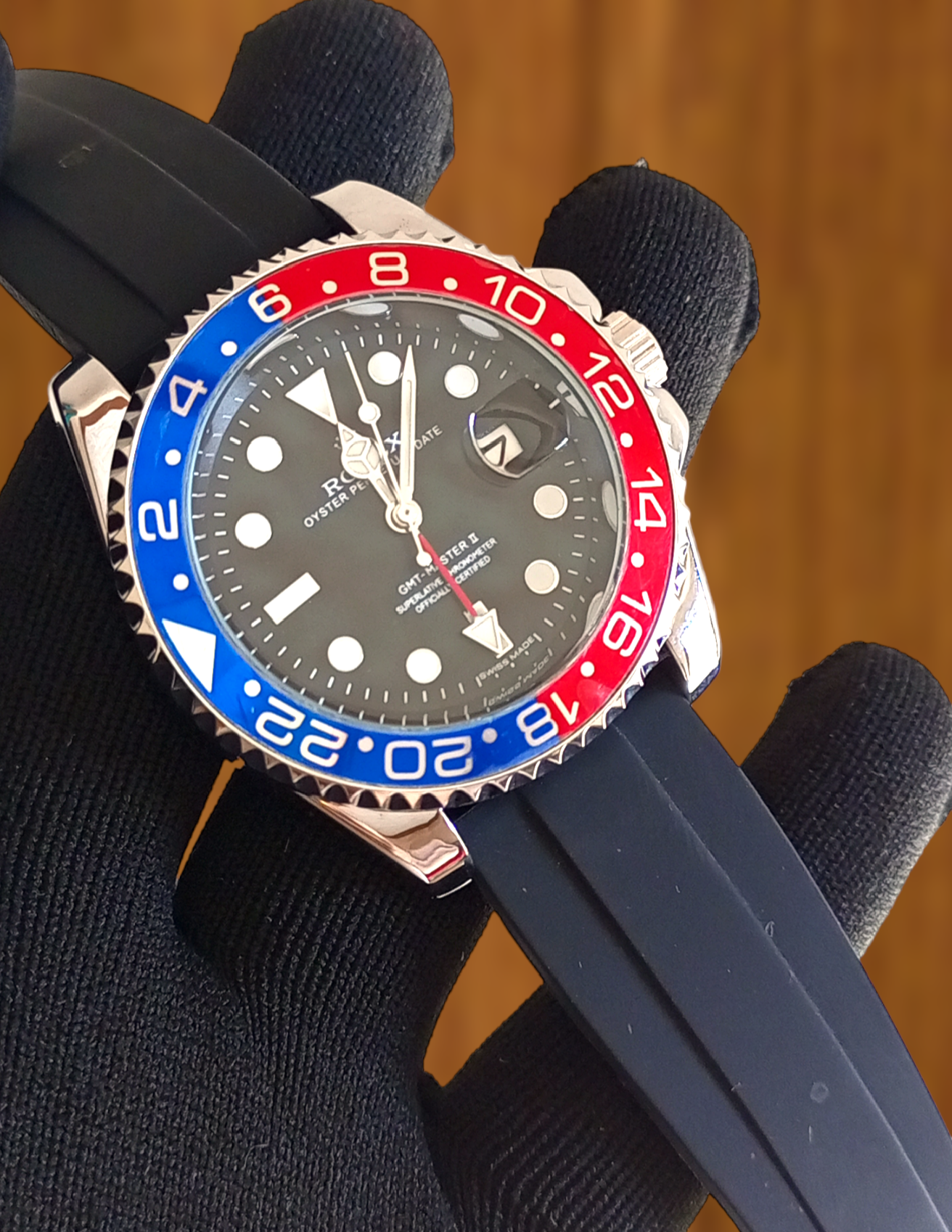 Gmt mens straps watch