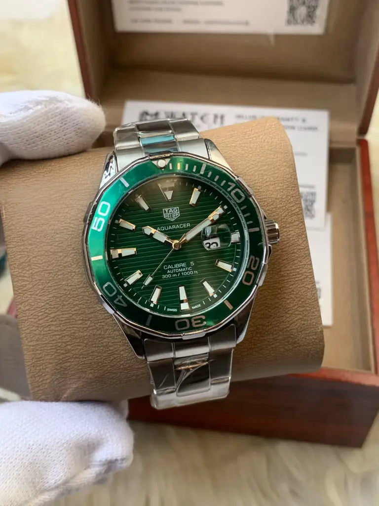 TAG Heuer Aquaracer Calibre 5 Men's Watch with Stainless Steel Bracelet