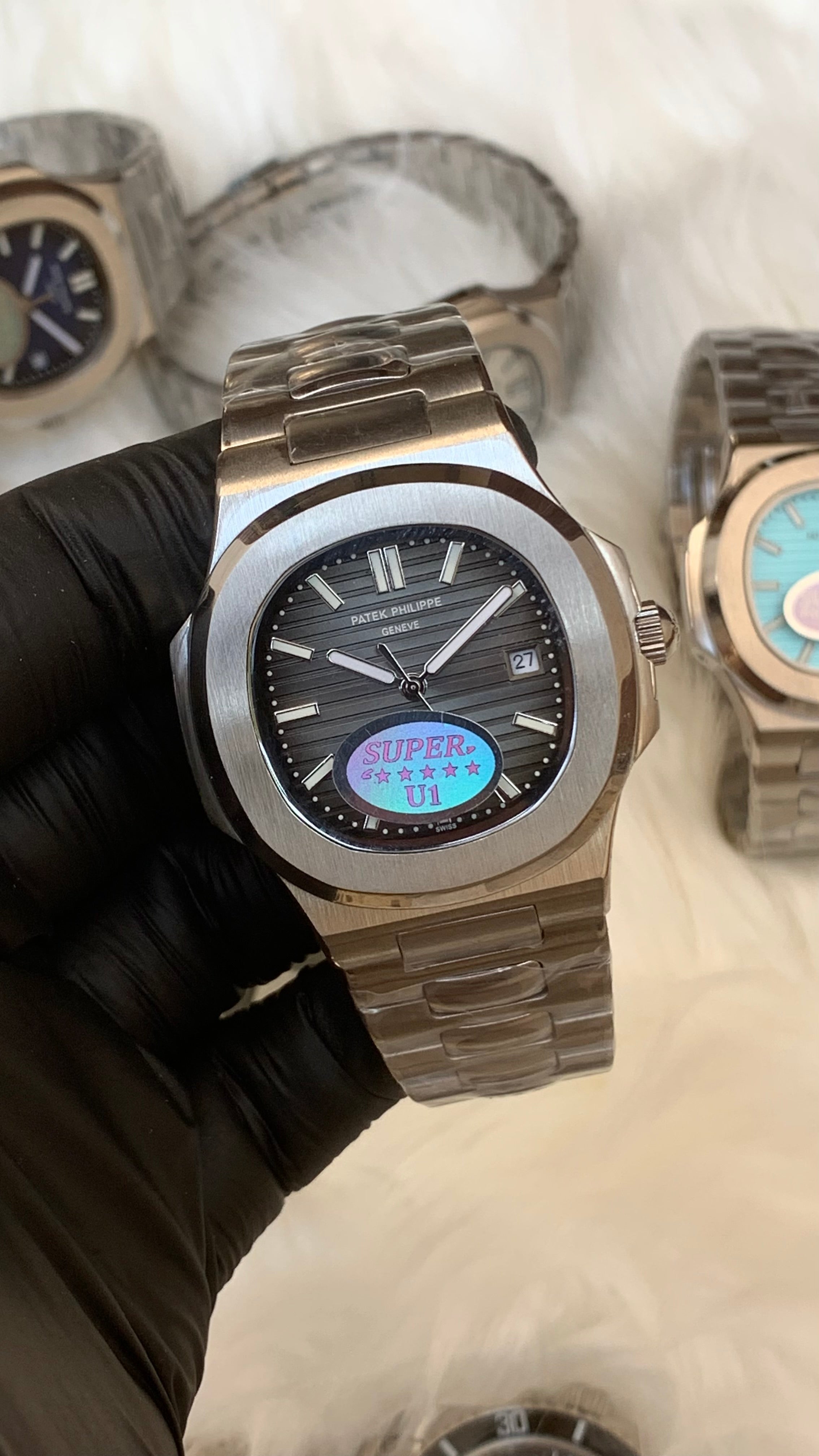 Patek phillips Nautilus Silver |Gray |Automatic