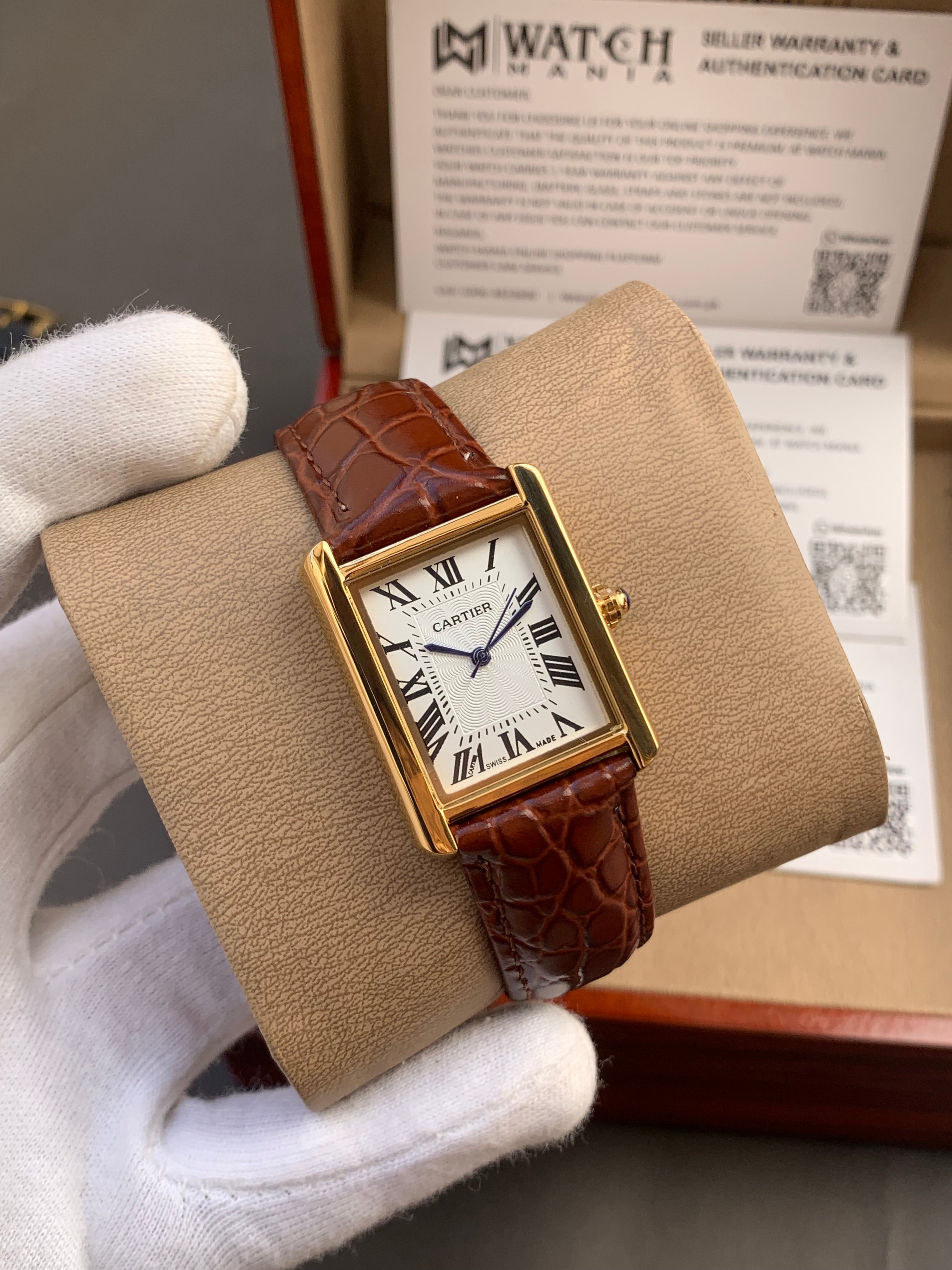 Cartier Tank Style Men’s Watch – Leather Strap, 35mm Elegant Design