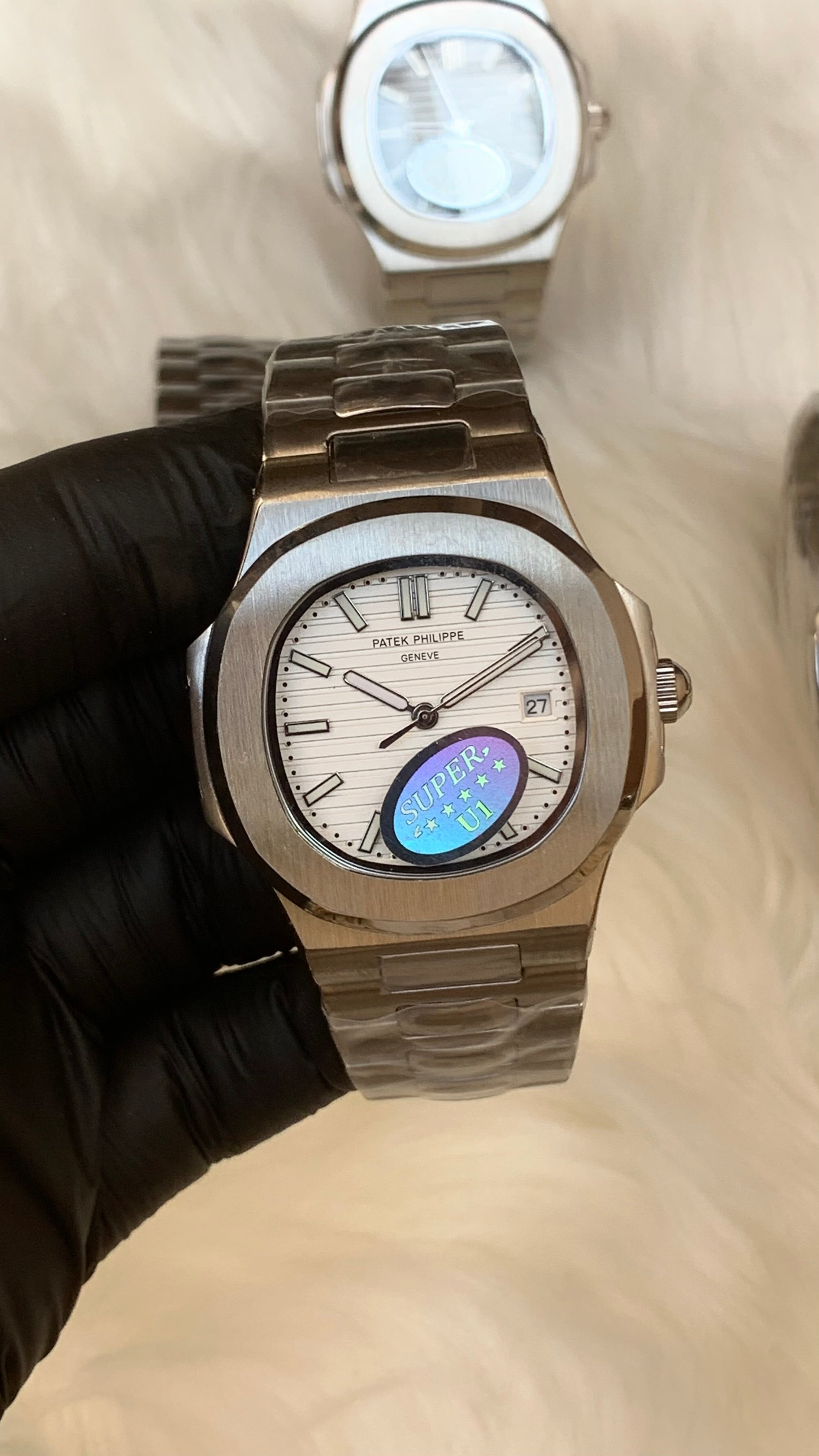 Patek Phillips Nautilus Silver |White |Automatic