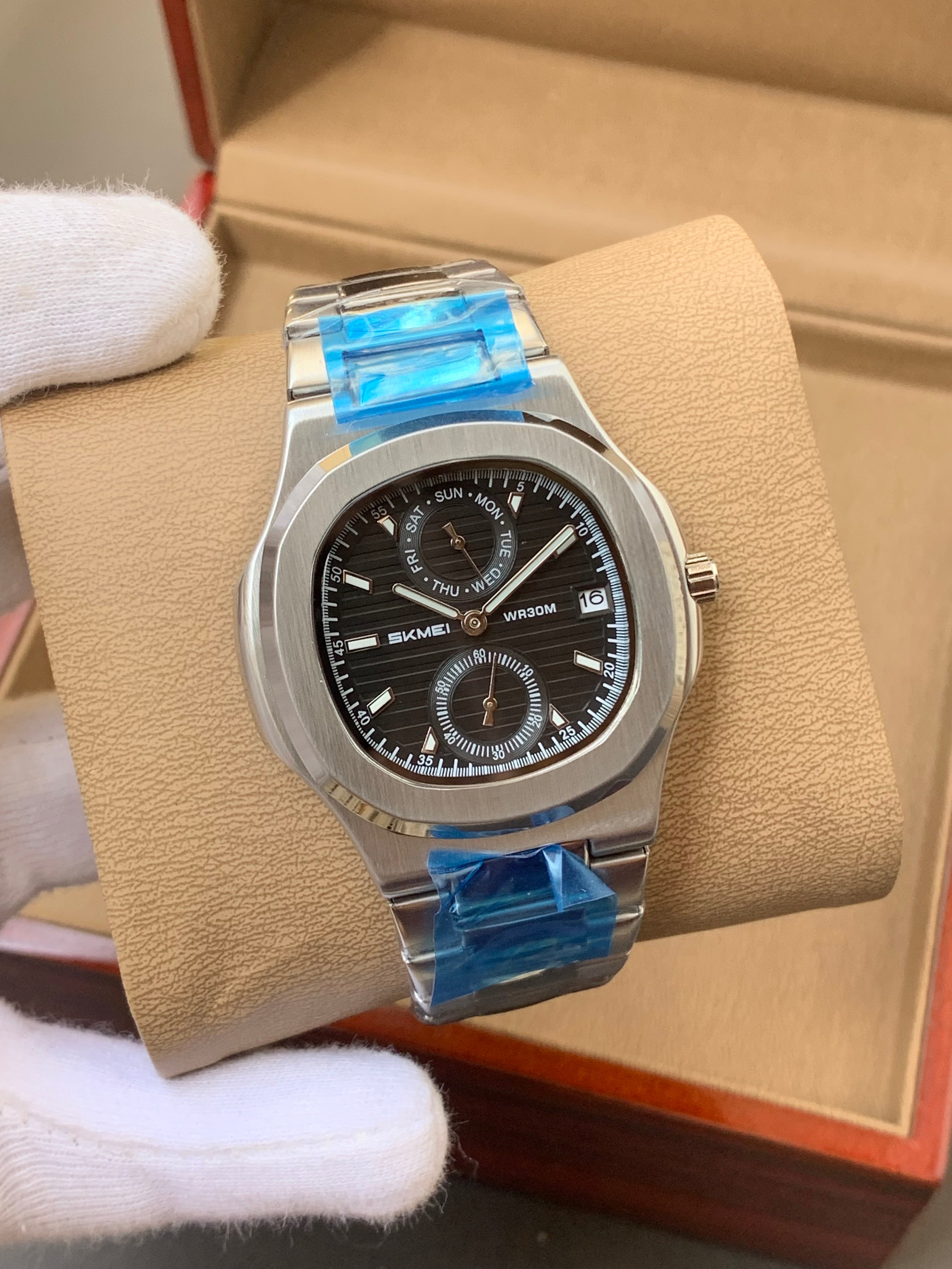 SKMEI – 2423 – Silver/Black