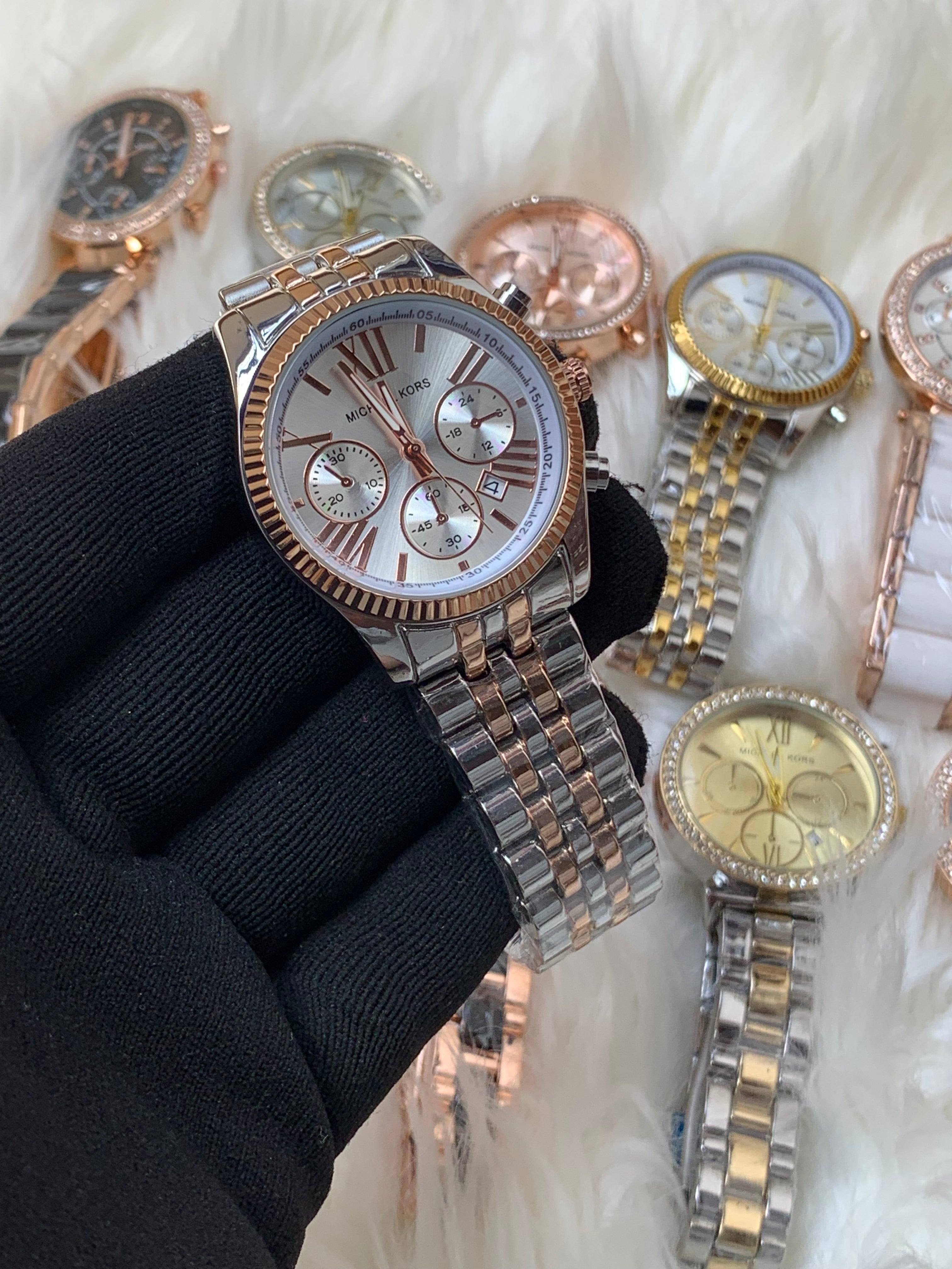 Michael kors Lagzi model ladies watch