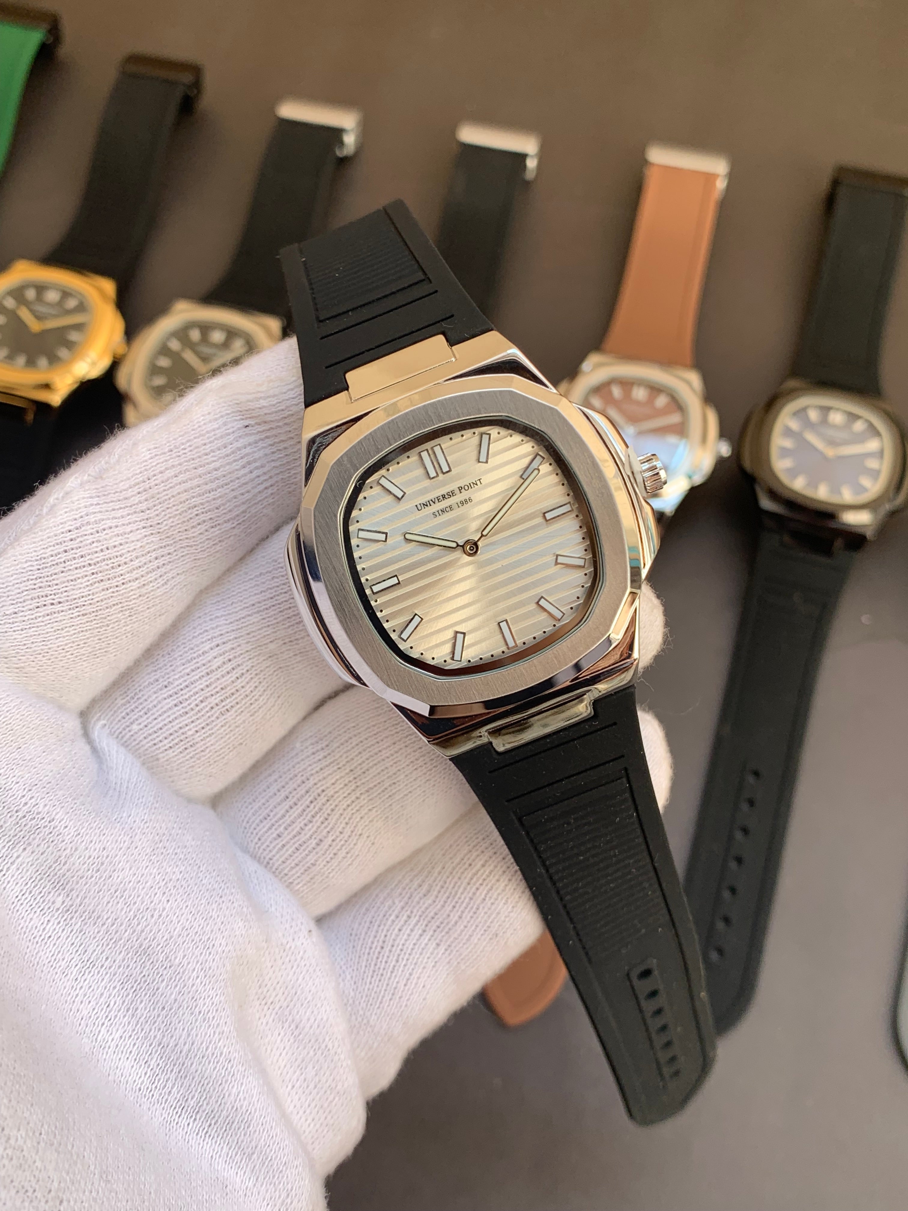 Universe point (112)B/S ultra slim Men's watch