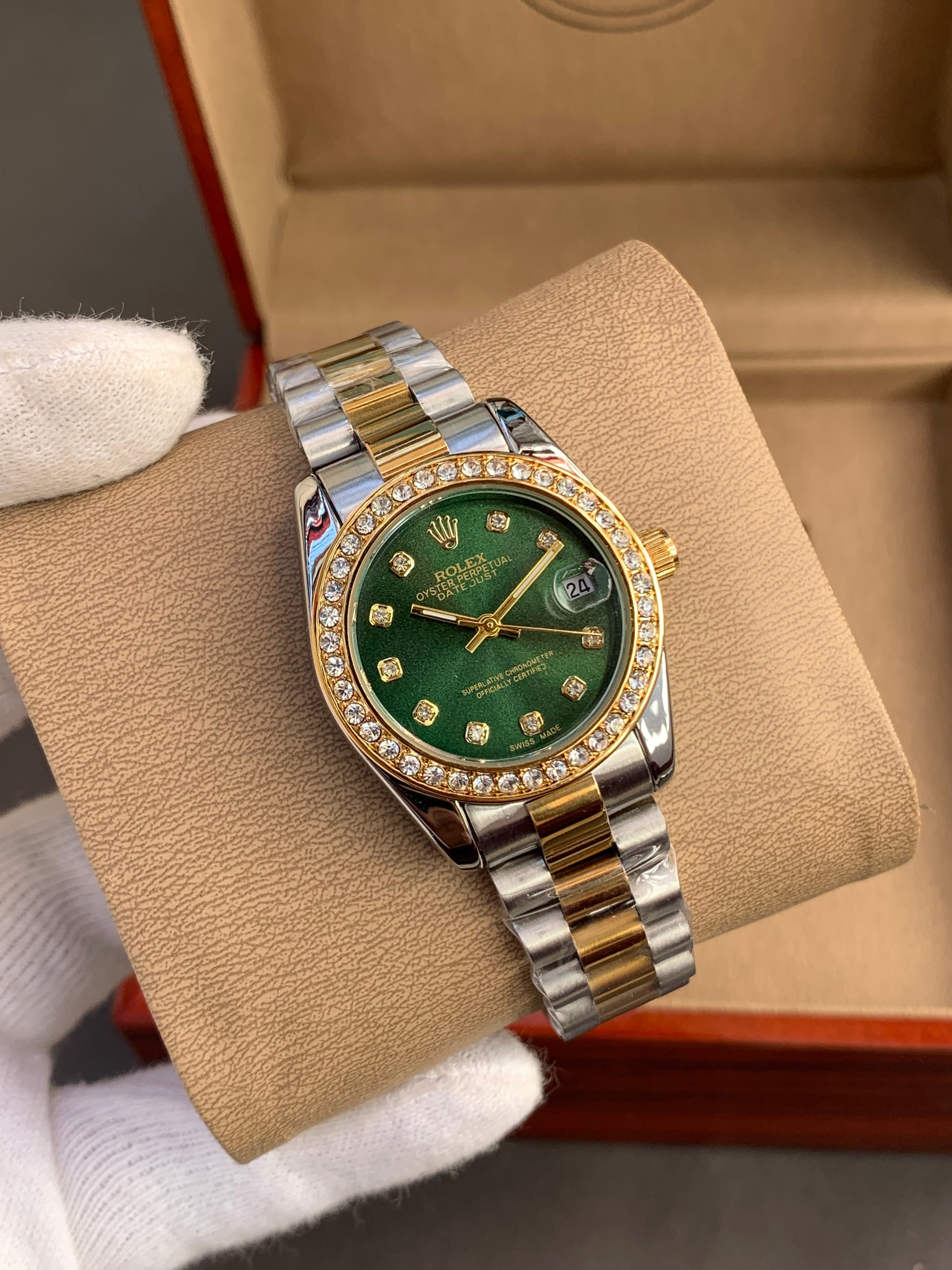 Rolex For Her With Stone Bazzel