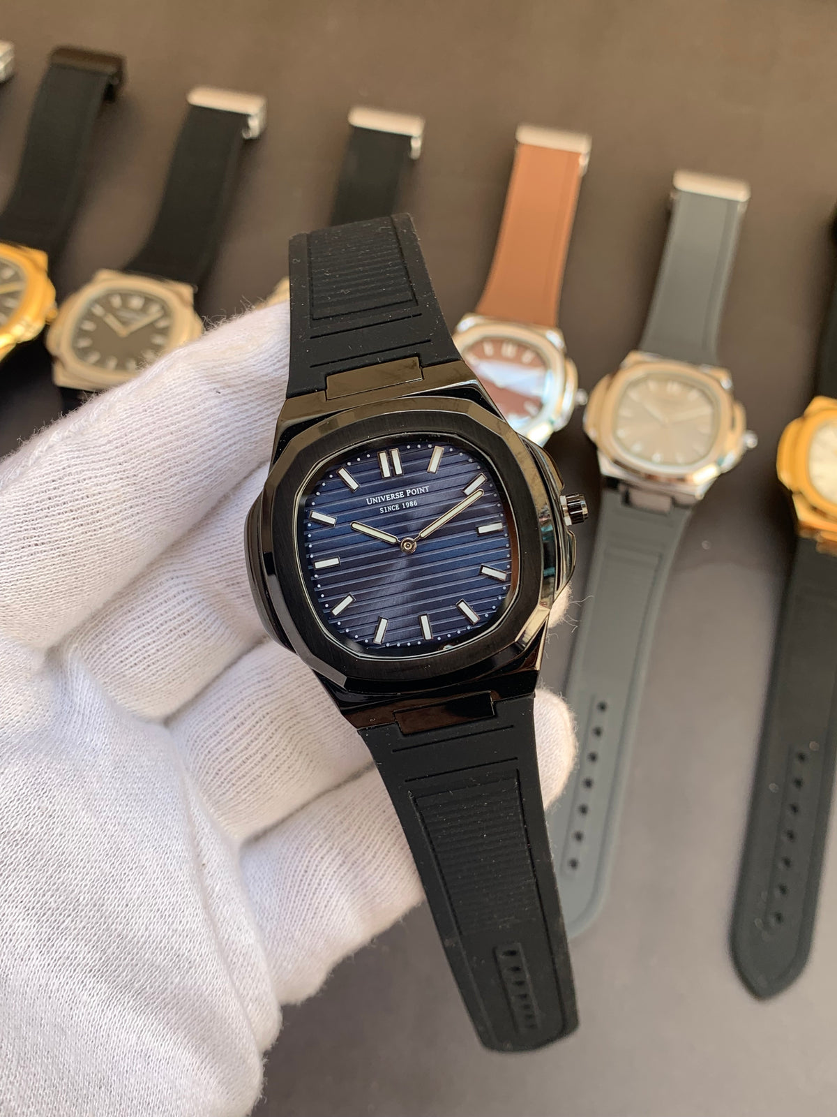 Universal Point Watch Universe Point Watches in Pakistan|Trendy Modern Designs – Watch mania