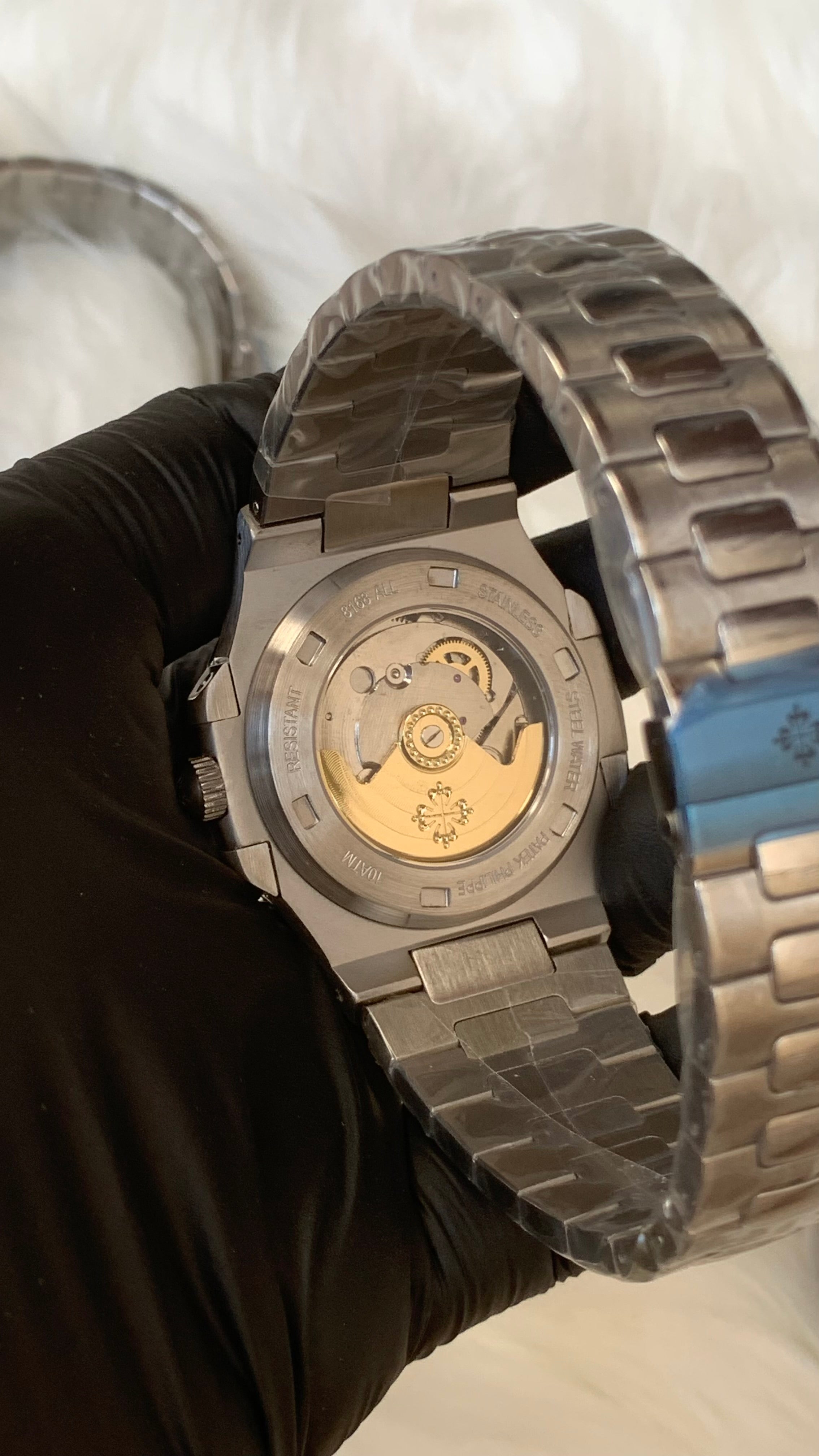 Patek Phillips Nautilus Silver |Olive Green |Automatic