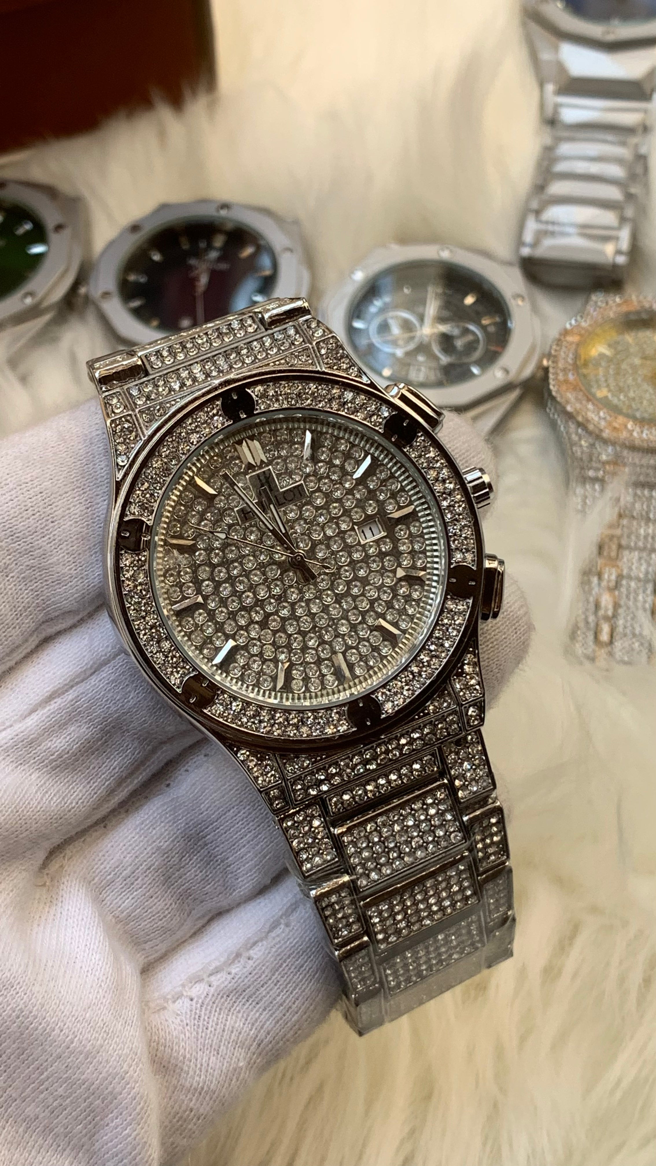 Hublot stone Men's watch