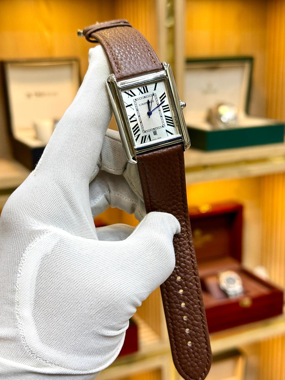 cartier tank leather strap men watch luxury design