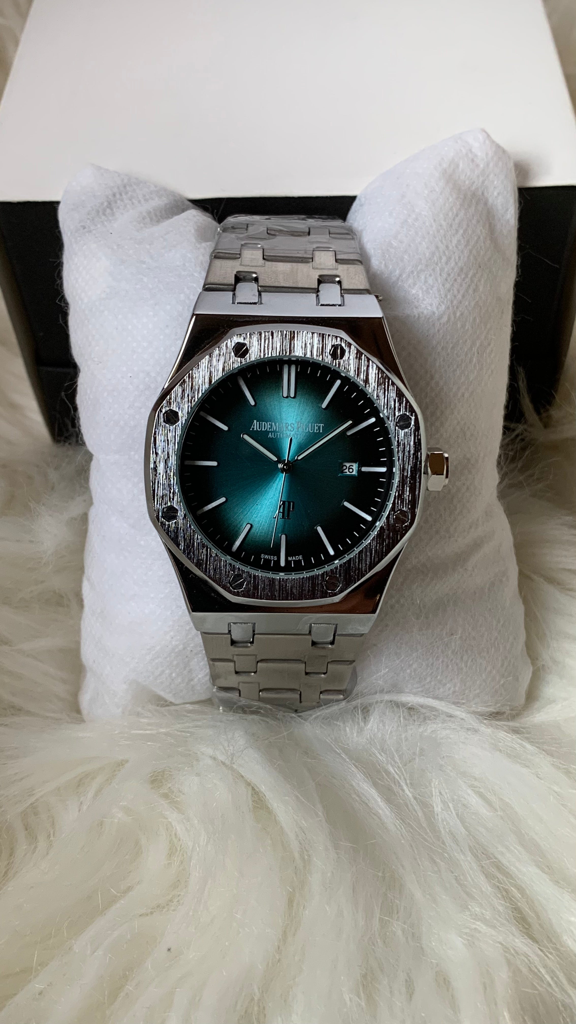 Audimrs pigu3t Silver |Blue |Quartz